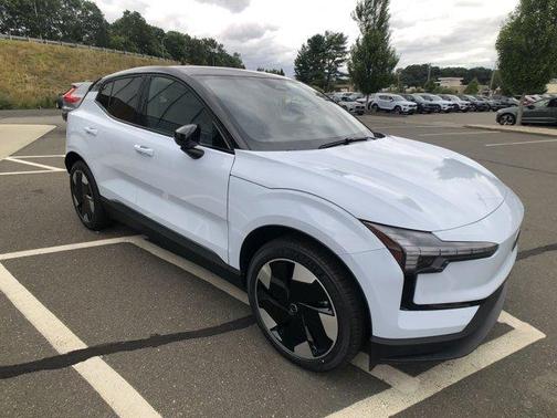 2025 Volvo EX30 Twin Motor Plus