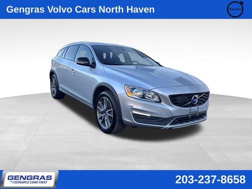 2018 Volvo V60 Cross Country T5