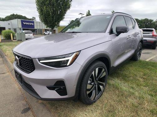 2026 Volvo XC40 ULTRA