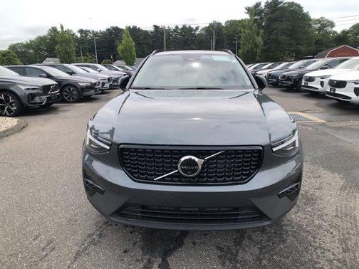 2026 Volvo XC40 ULTRA