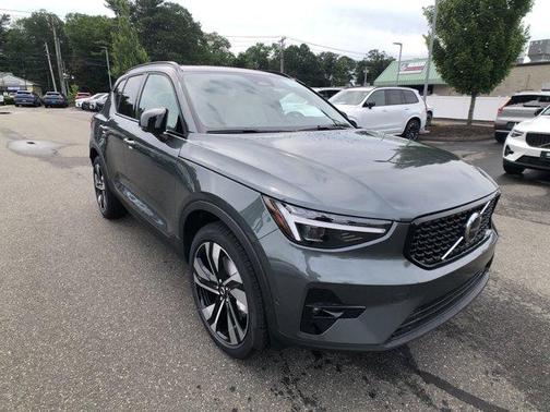 2026 Volvo XC40 ULTRA