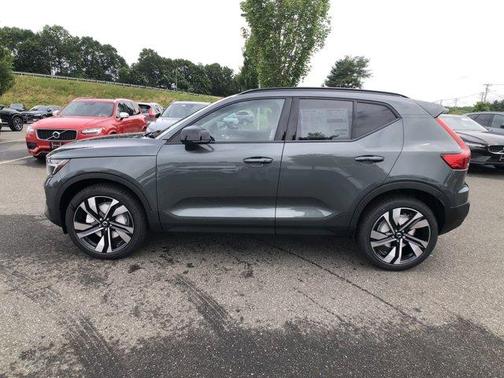 2026 Volvo XC40 ULTRA