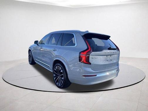 2025 Volvo XC90 B6 Plus 7-Seater