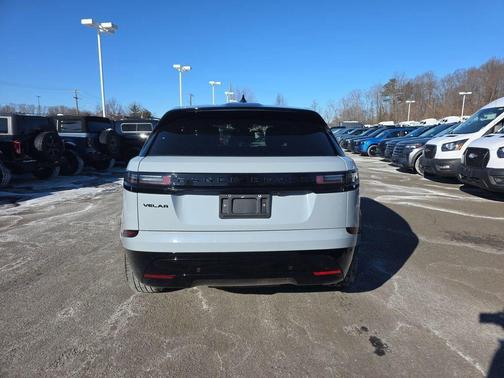 2025 Land Rover Range Rover Velar P250 Dynamic SE