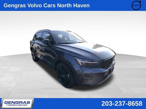 2026 Volvo XC40 B5 Ultra Black Edition