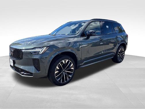 Forest Green 2027 Volvo XC90 T8 ULTRA