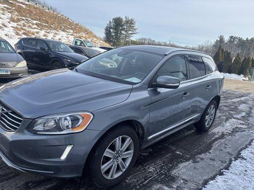 2017 Volvo XC60 T5 Inscription