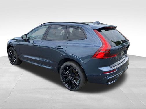 Denim Blue Metallic 2026 Volvo XC60 B5 Ultra Black Edition