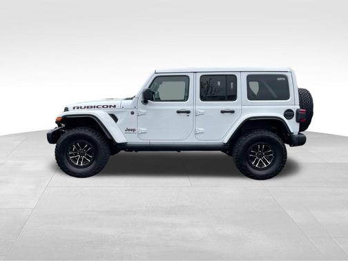 Bright White Clearcoat 2024 Jeep Wrangler Rubicon