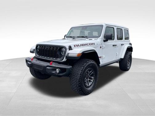 Bright White Clearcoat 2024 Jeep Wrangler Rubicon