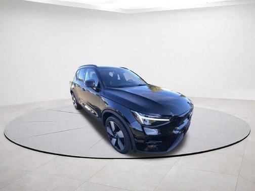 2023 Volvo XC40 Recharge Pure Electric Twin Plus