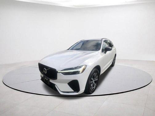 2025 Volvo XC60 B5 Core