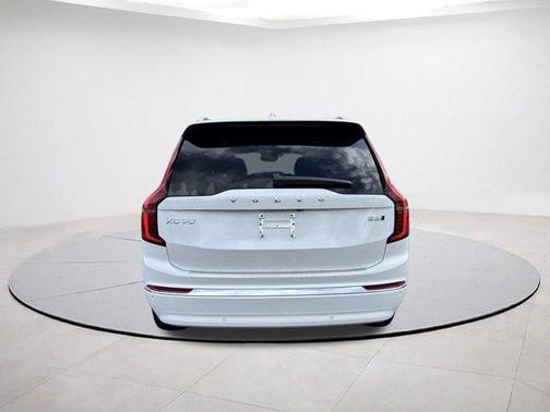 2026 Volvo XC90 B6 Ultra 7-Seater