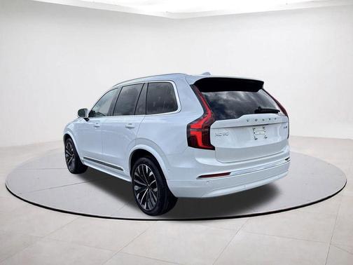 2026 Volvo XC90 B6 Ultra 7-Seater