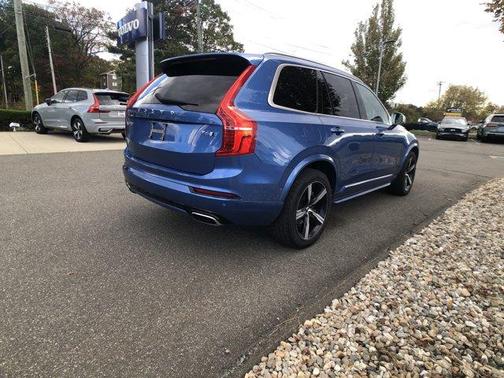 2017 Volvo XC90 T6 R-Design