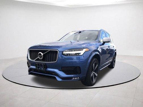 2017 Volvo XC90 T6 R-Design