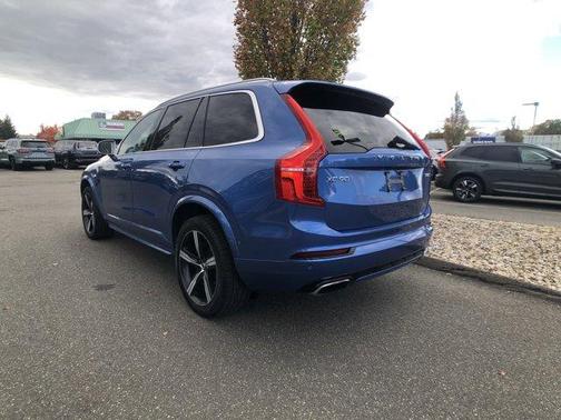 2017 Volvo XC90 T6 R-Design