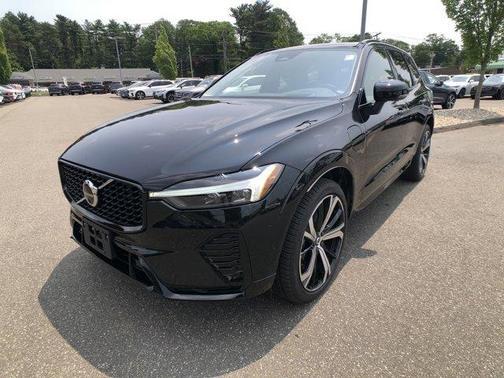 2025 Volvo XC60 Plug-In Hybrid T8 Ultra