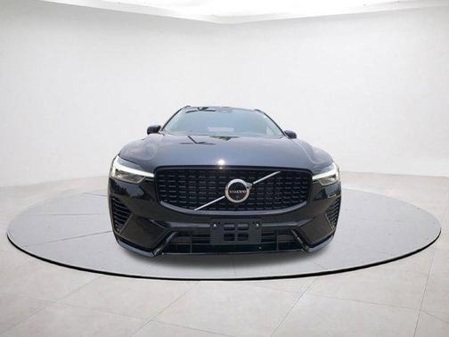 2025 Volvo XC60 Plug-In Hybrid T8 Ultra