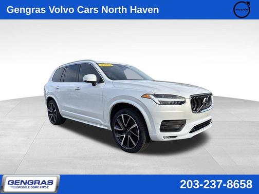 2020 Volvo XC90 T6 Momentum 7 Passenger