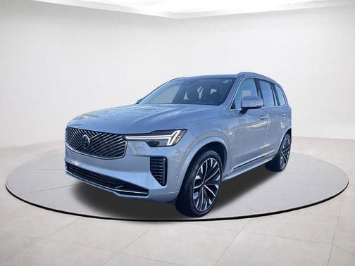 2025 Volvo XC90 B6 Plus 7-Seater