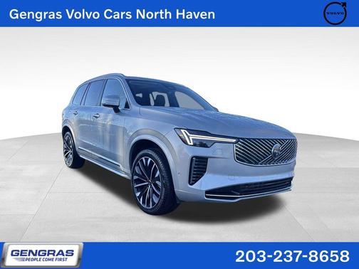 2025 Volvo XC90 B6 Plus 7-Seater