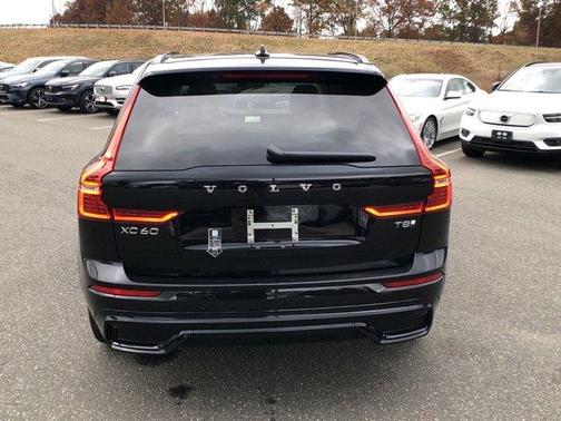 2025 Volvo XC60 Plug-In Hybrid T8 Plus
