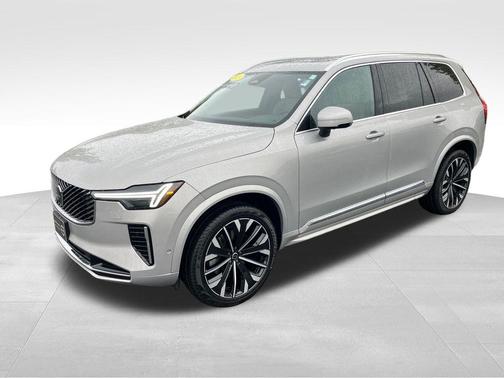 Metallic 2025 Volvo XC90 B6 Plus 7-Seater