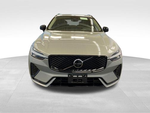 Gray Metallic 2026 Volvo XC60 B5 Plus