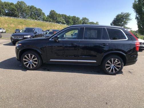 2024 Volvo XC90 B5 Plus Bright Theme