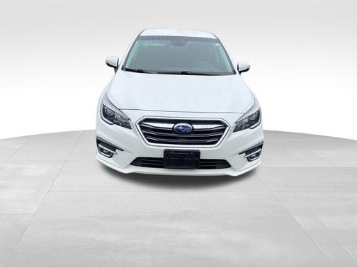 Crystal White Pearl 2019 Subaru Legacy 2.5i Premium