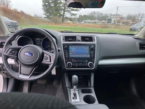 Crystal White Pearl 2019 Subaru Legacy 2.5i Premium