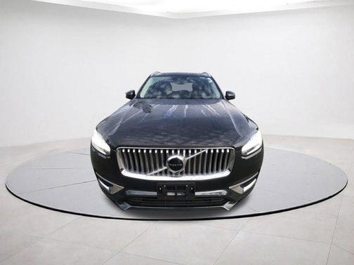 2022 Volvo XC90 T6 Inscription 7 Passenger