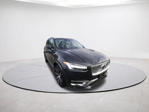 2022 Volvo XC90 T6 Inscription 7 Passenger