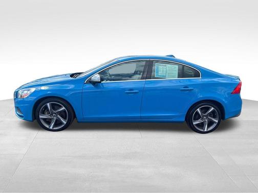 Rebel Blue 2013 Volvo S60 T6 R-Design Platinum