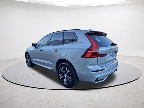 2025 Volvo XC60 B5 Core