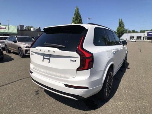 2026 Volvo XC90 ULTRA THEME