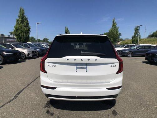 2026 Volvo XC90 ULTRA THEME