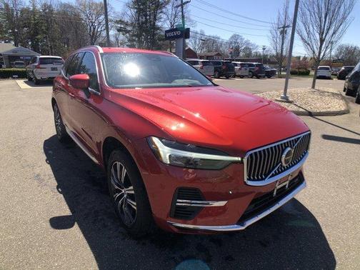 2022 Volvo XC60 Recharge Plug-In Hybrid T8 Inscription Extended Range