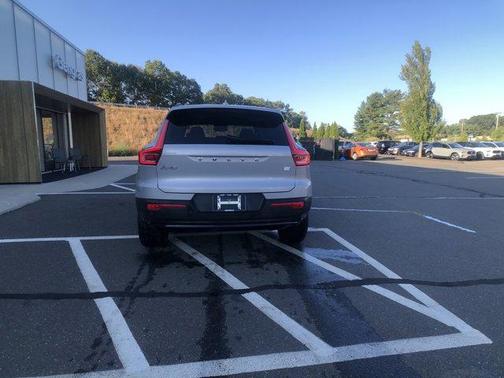 2023 Volvo XC40 Recharge Pure Electric Twin Ultimate