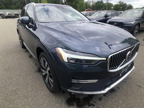 2022 Volvo XC60 B5 Inscription
