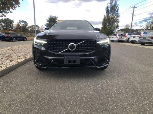 2025 Volvo XC60 B5 Core