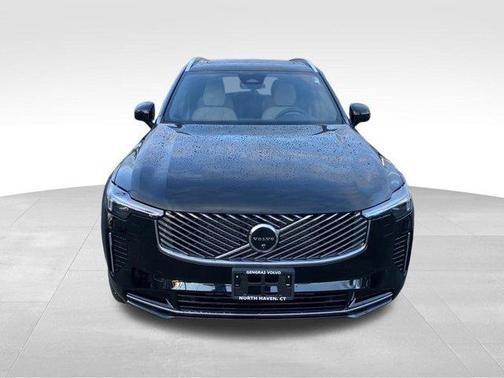 2026 Volvo XC90 B6 Plus 6-Seater