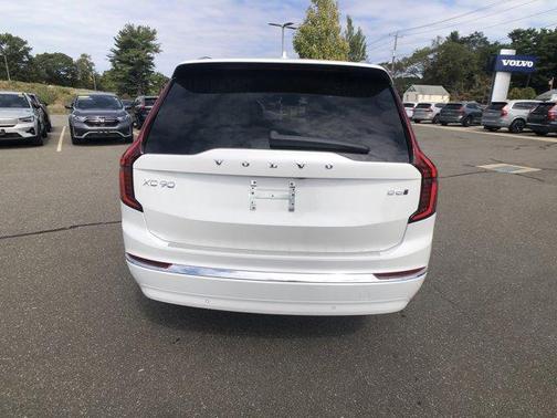 2026 Volvo XC90 B6 Plus 7-Seater