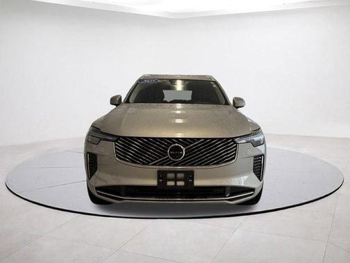 2025 Volvo XC90 PLUS