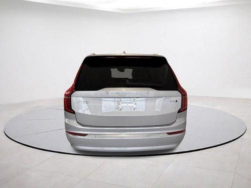 2025 Volvo XC90 PLUS