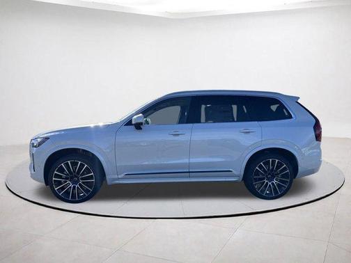 2026 Volvo XC90 B6 Plus 6-Seater
