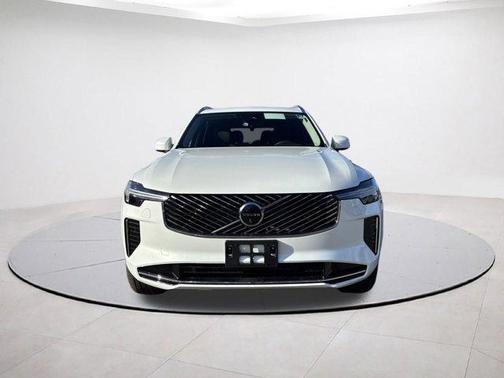 2026 Volvo XC90 B6 Plus 6-Seater