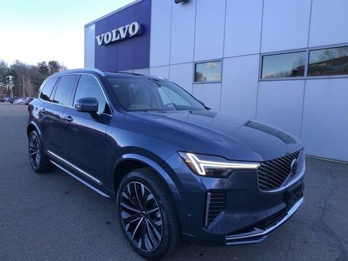 2025 Volvo XC90 B6 Ultra
