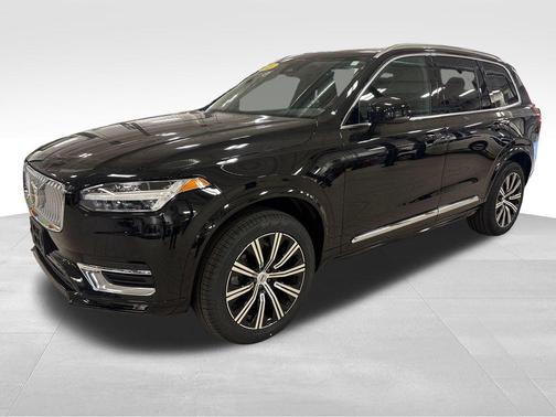 Onyx Black Metallic 2025 Volvo XC90 B5 Core